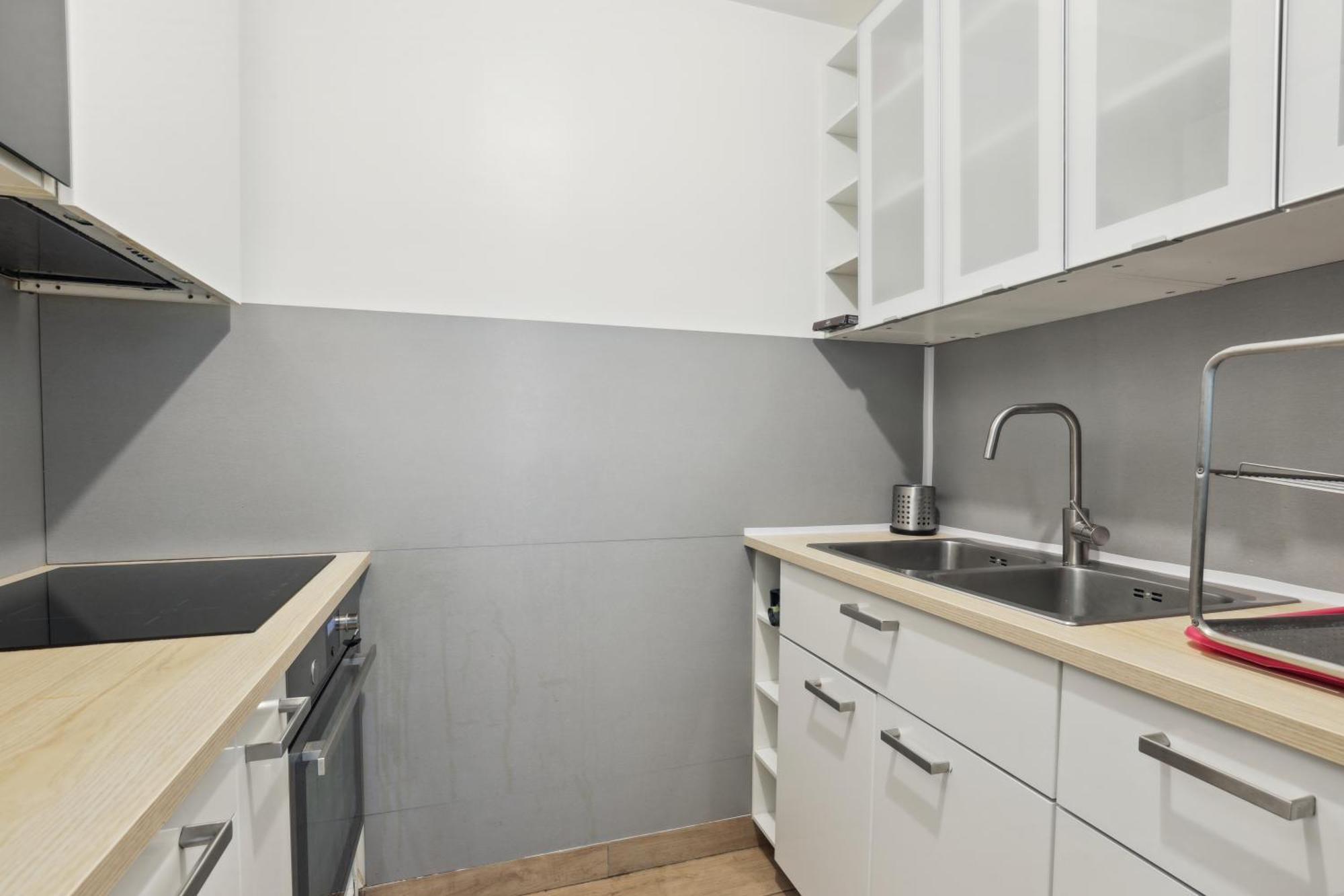 Chic And Spacious With Piano And Terrace *